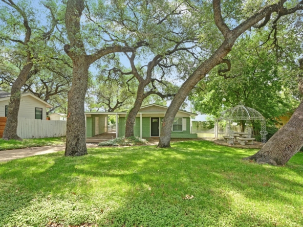3103_South_Oak_Drive_0001