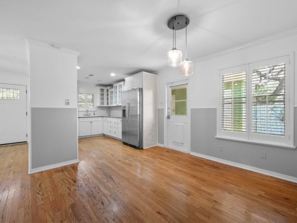 3103_South_Oak_Drive_0010