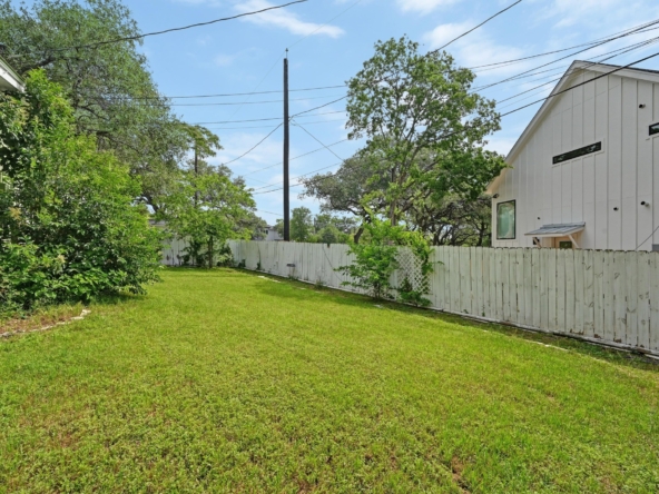 3103_South_Oak_Drive_0025