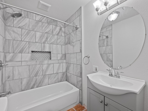 713_Patterson_Avenue_0016