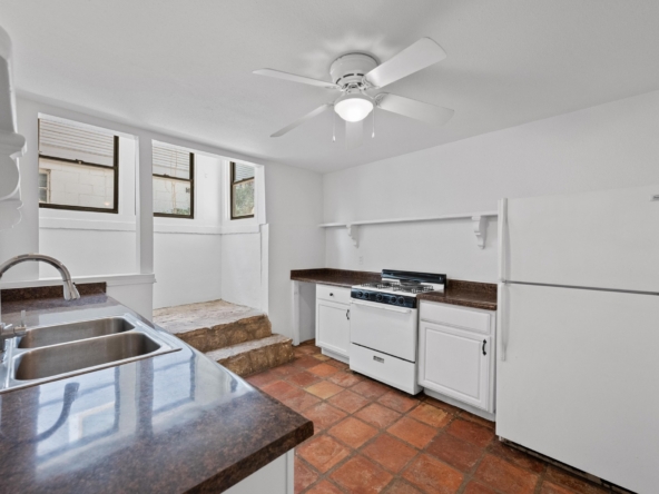 713_Patterson_Avenue_0020