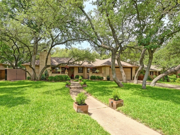 7303_Carlwood_Drive_0003