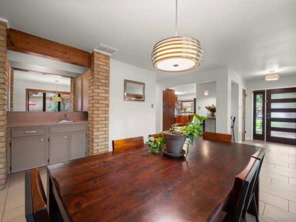 7303_Carlwood_Drive_0013
