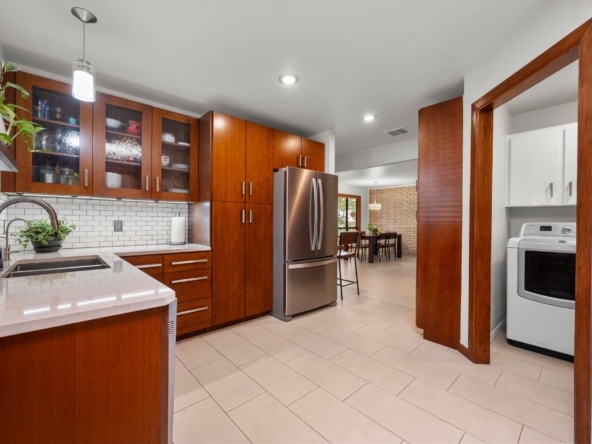 7303_Carlwood_Drive_0017