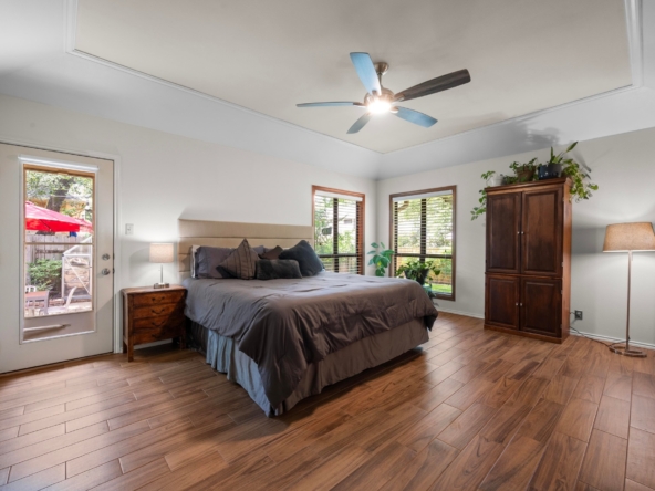 7303_Carlwood_Drive_0019