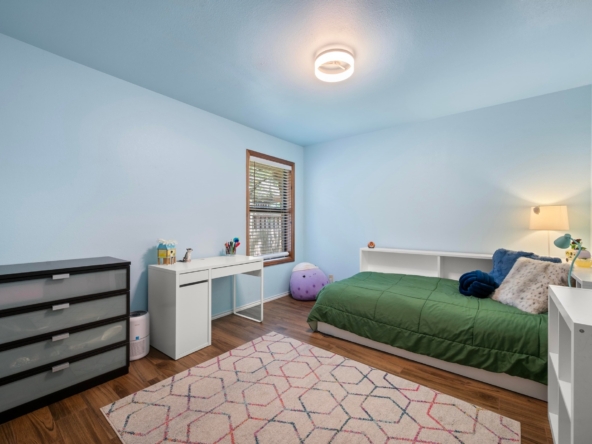 7303_Carlwood_Drive_0024