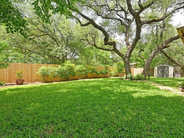 7303_Carlwood_Drive_0029