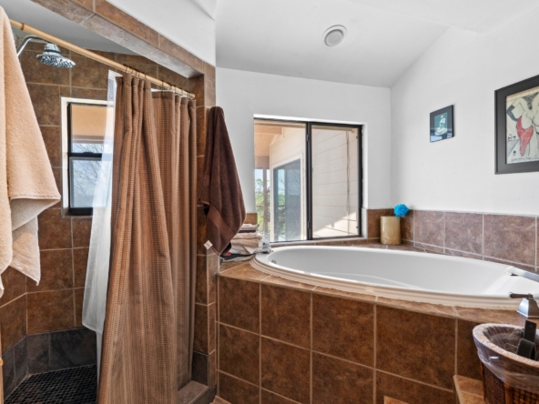 909_Redbud_Trail_0019