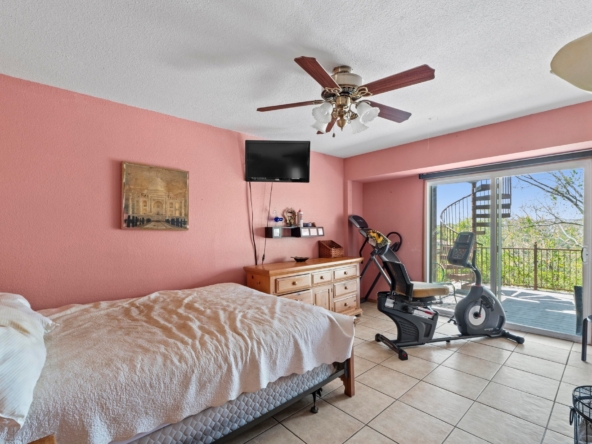 909_Redbud_Trail_0026