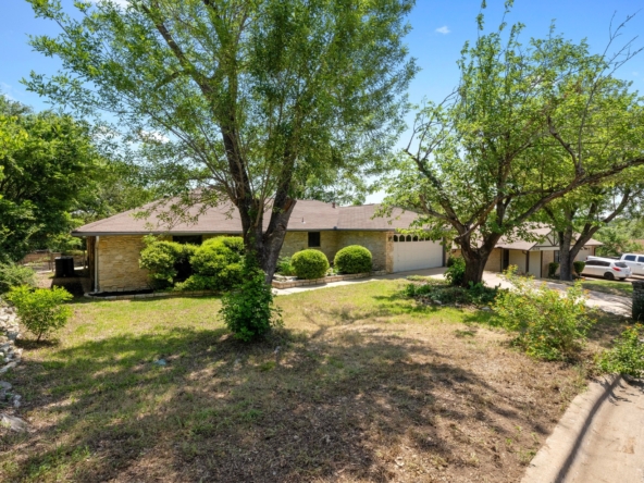 8006_Red_Willow_Drive_0002