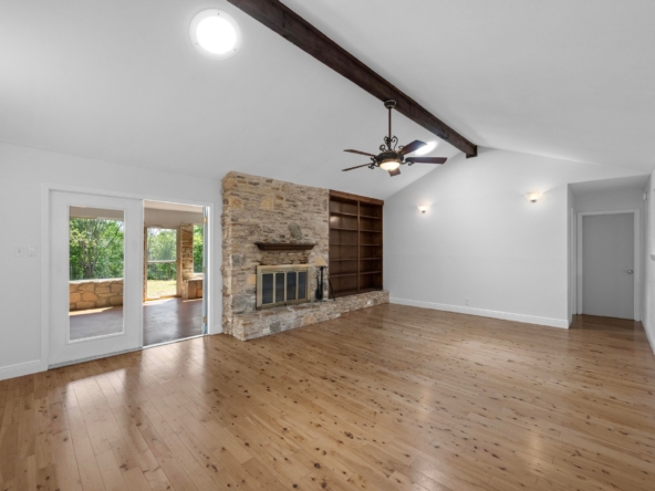 8006_Red_Willow_Drive_0005