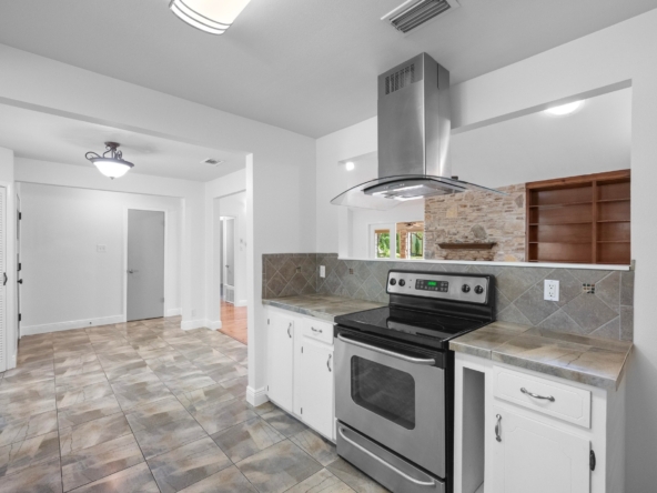 8006_Red_Willow_Drive_0013