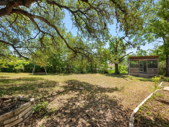 8006_Red_Willow_Drive_0023